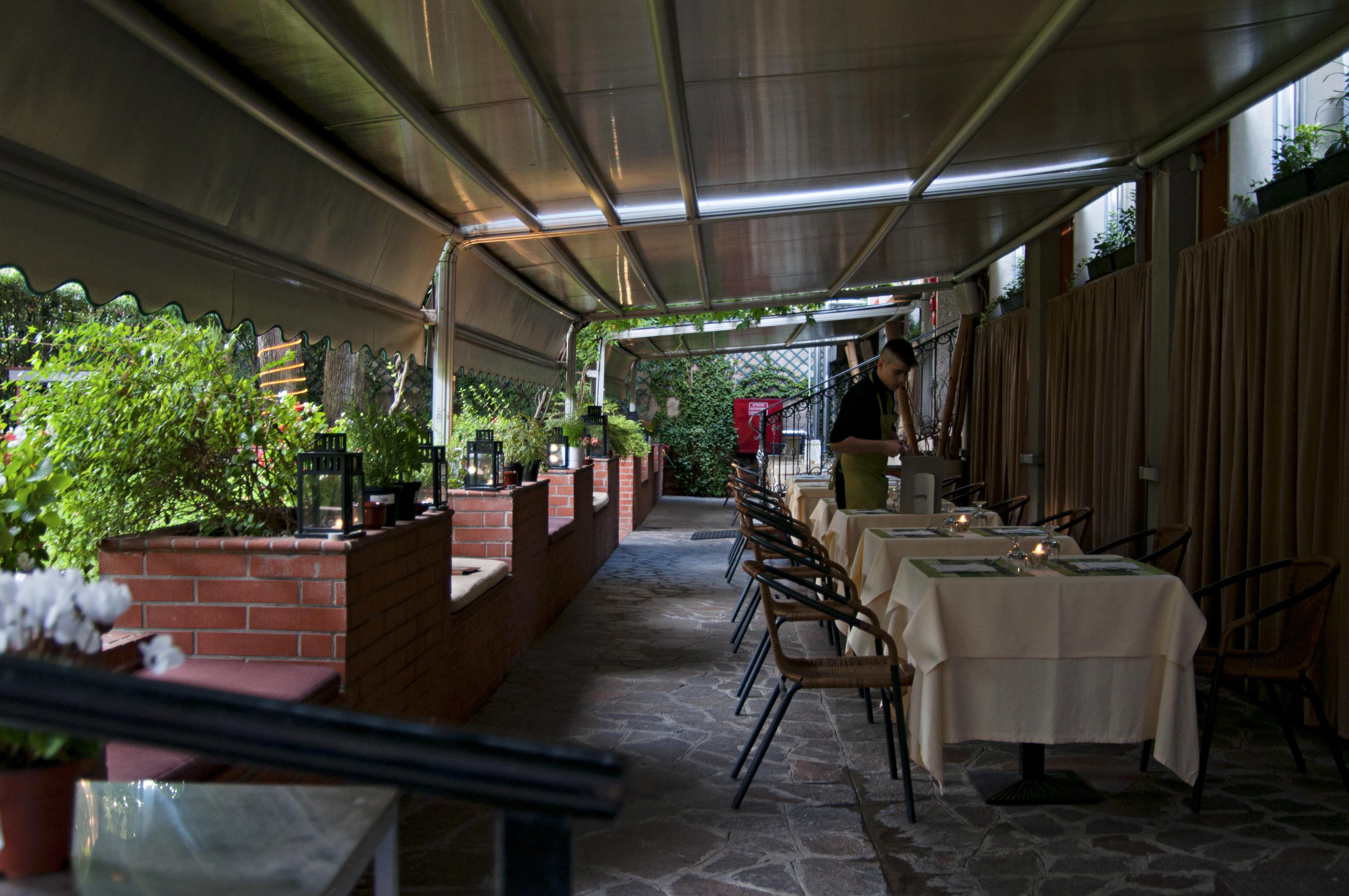 Eco Hotel Milano & Bioriso Restaurant Exterior photo